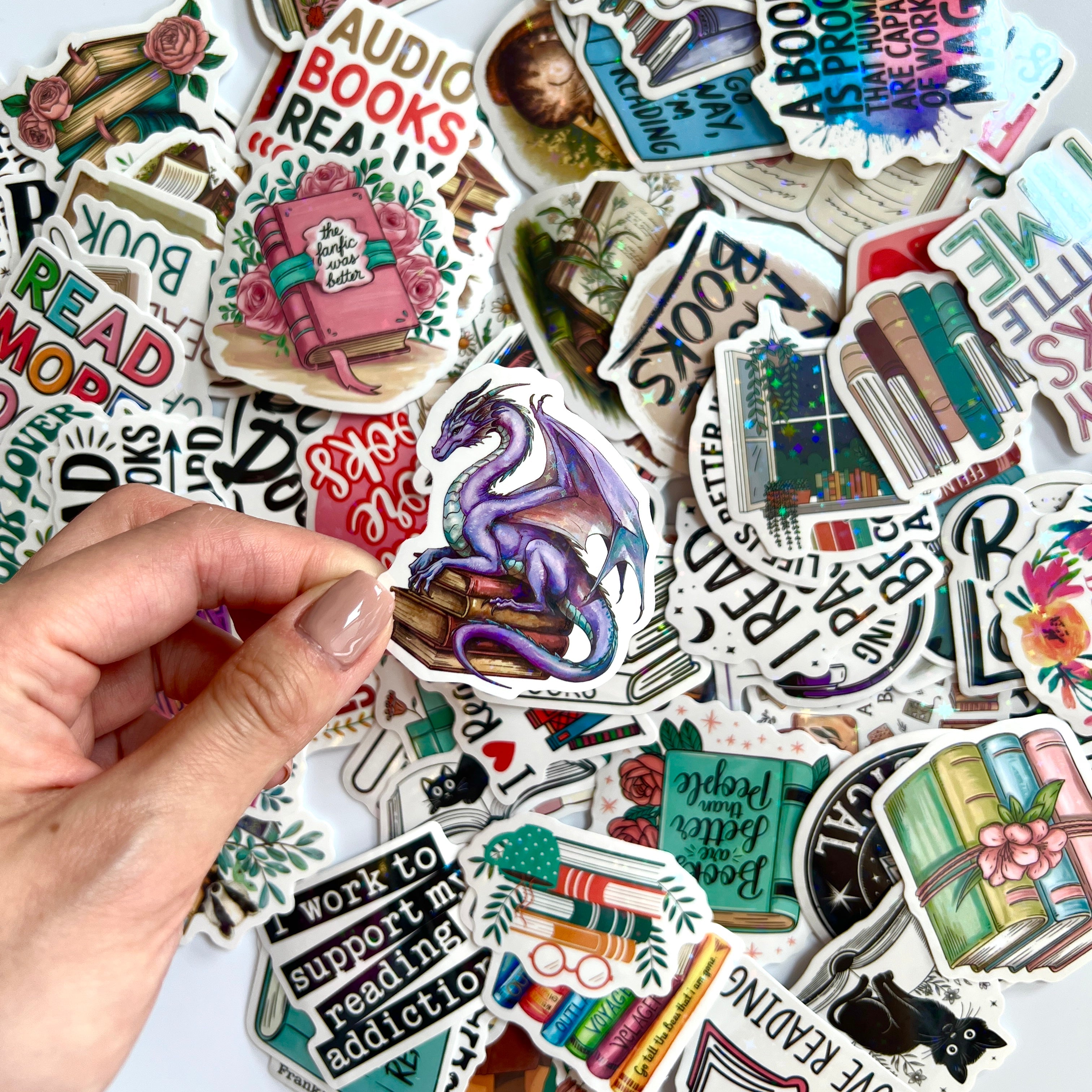 📚 Book Lover Quotes Holographic Stickers