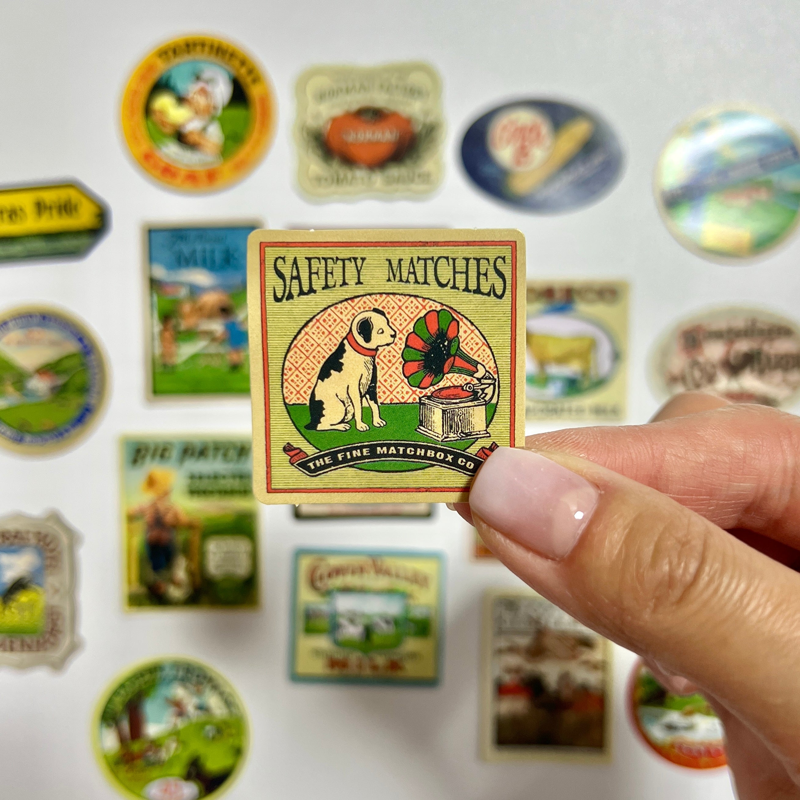 🏷️ Vintage Label Sticker Set